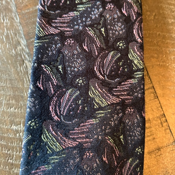 Vintage Christian Dior Tie - Picture 3 of 4